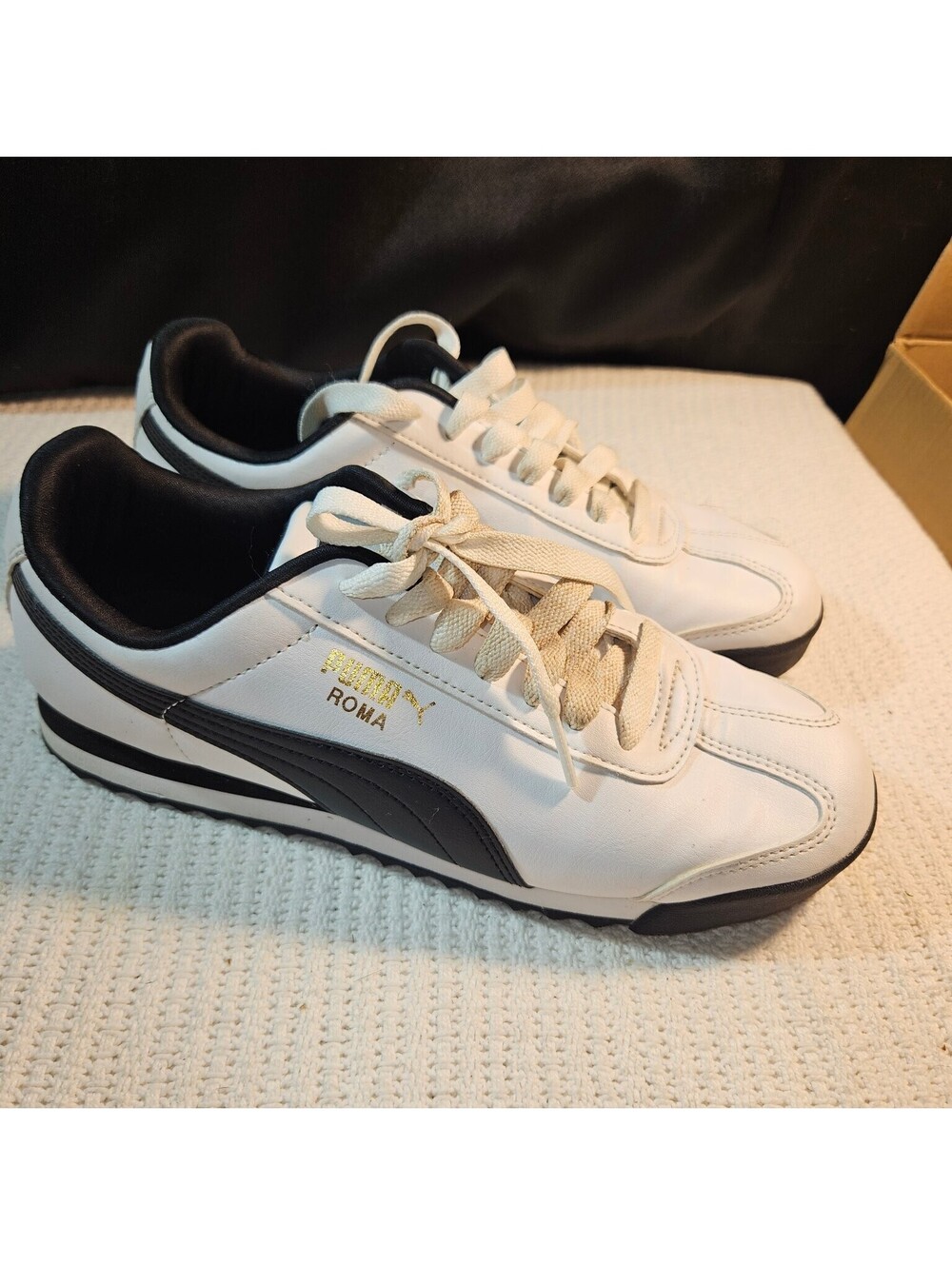 Puma Roma Men's 7 White Black Gold Casual Classic Trainers Sneakers